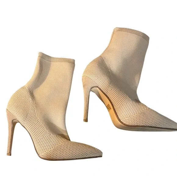 Beige, Knit Stiletto heels,Ankle Boots,Booties, Boots, Size 7 - Picture 2 of 11